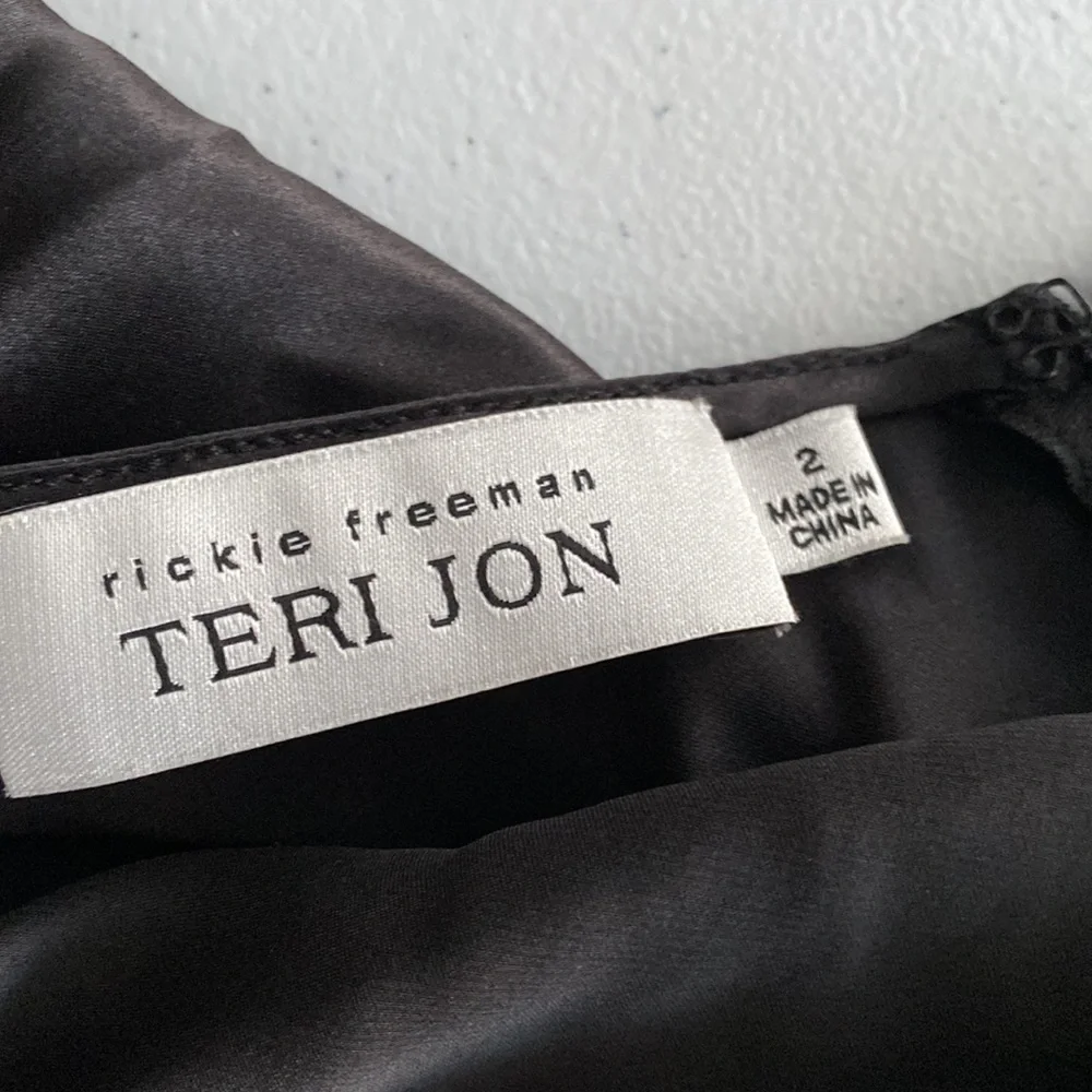 Rickie‎ Freeman Teri Jon Silk Satin Slip Dress 2 Minimalist Cocktail Luxury